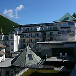 Hotel Baeren Sankt Moritz